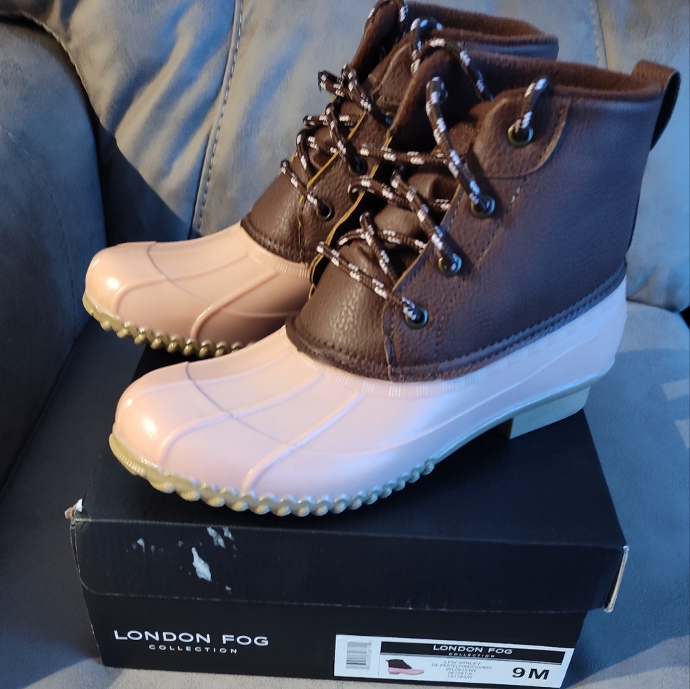 Brand new never worn rain boots